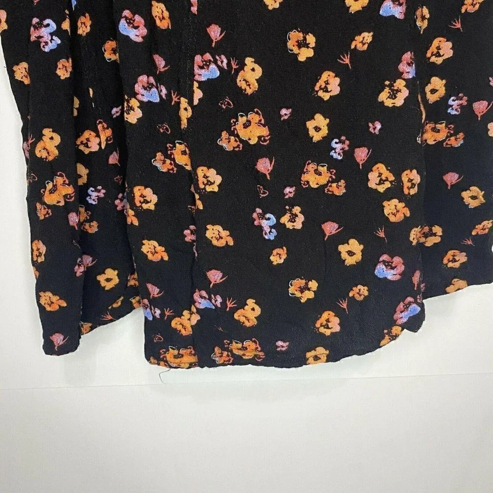 Free People Shorts Romper Sz 4 Floral Print Plunge V-Neck
